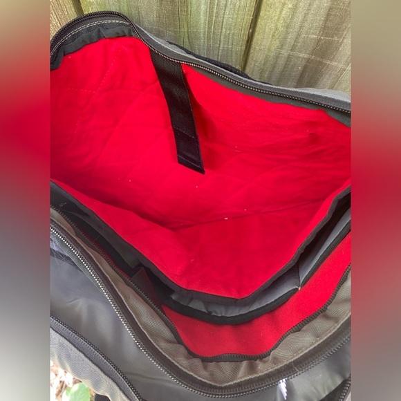 Timbuk2 Control Messenger Bag - Picture 6 of 9